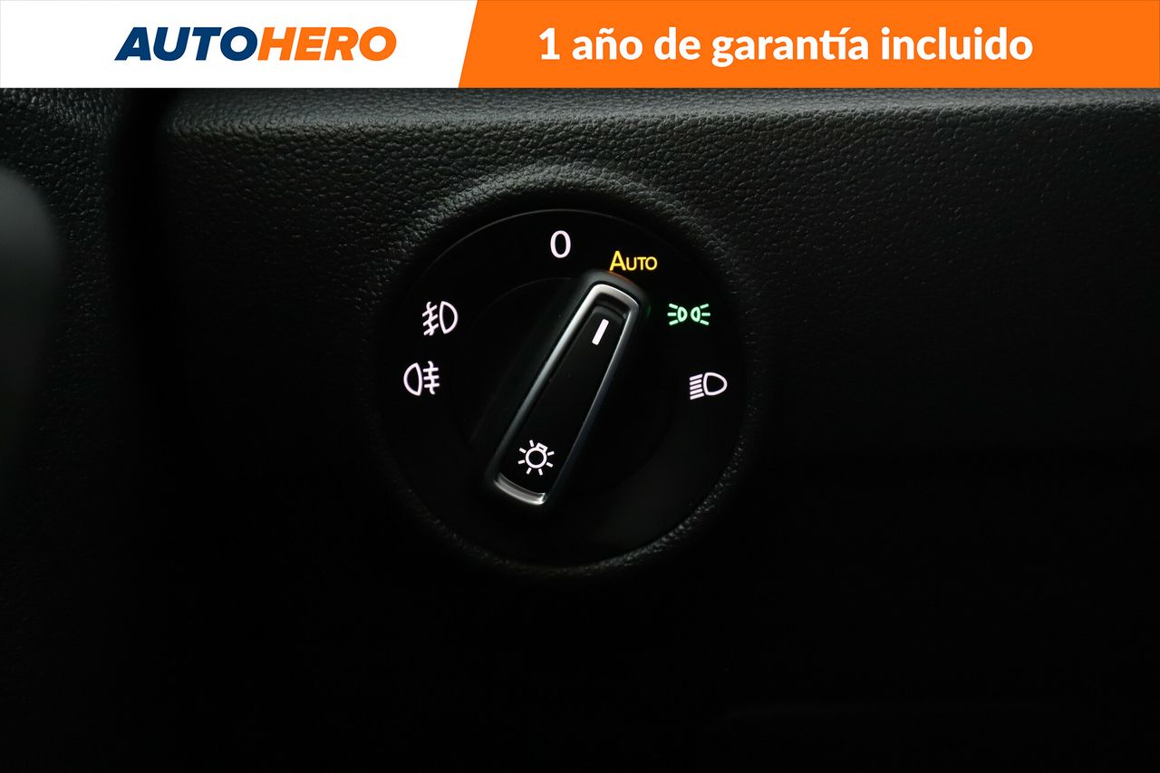 Foto Volkswagen T-Roc 25