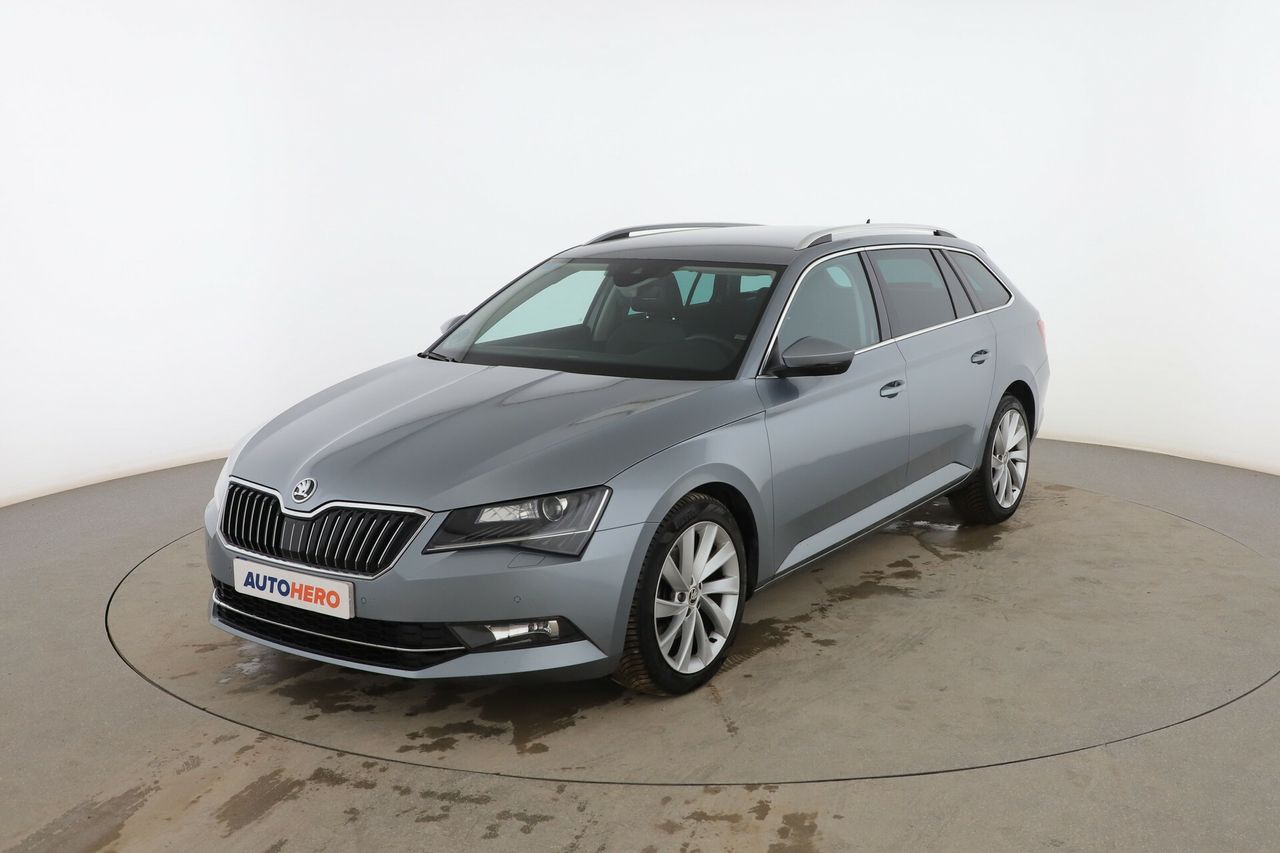 Foto Skoda Superb 1