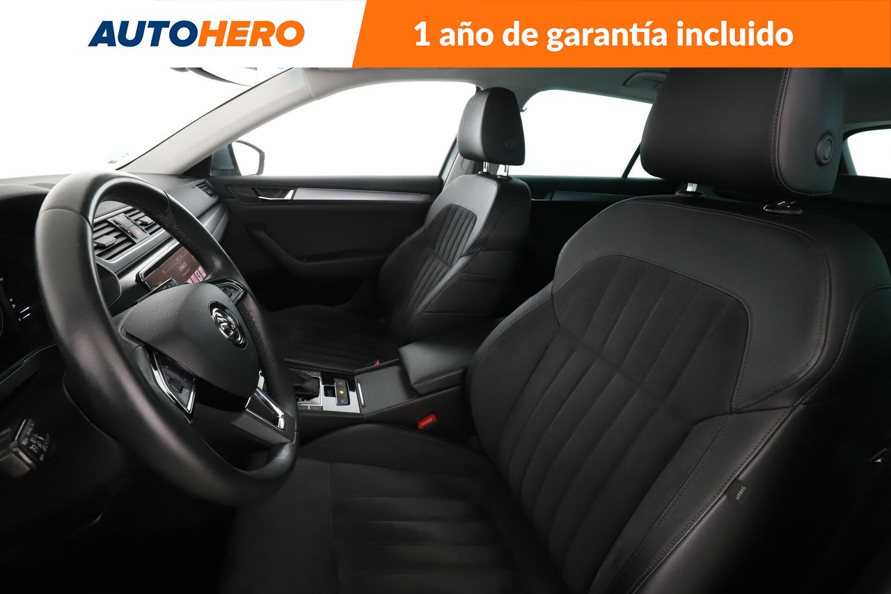 Foto Skoda Superb 10