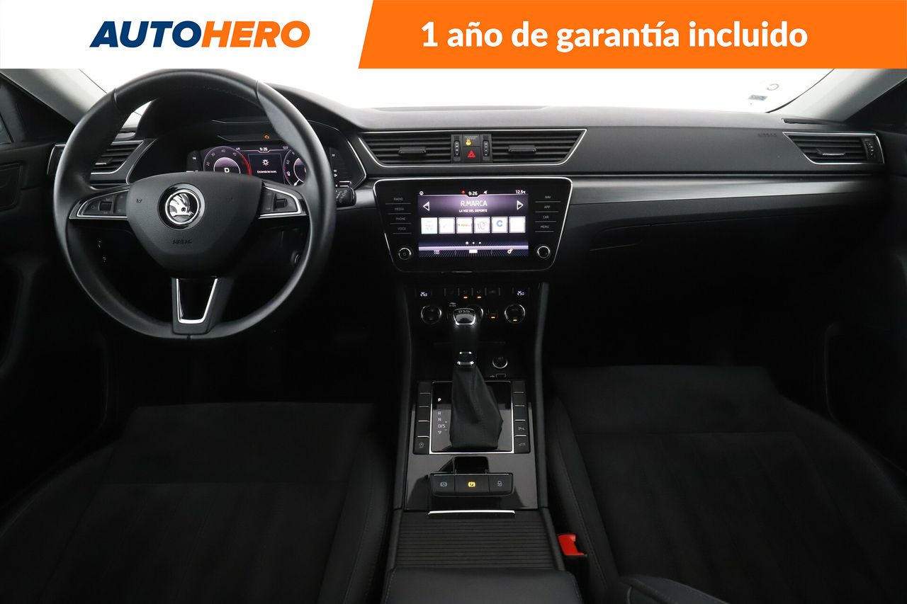 Foto Skoda Superb 12