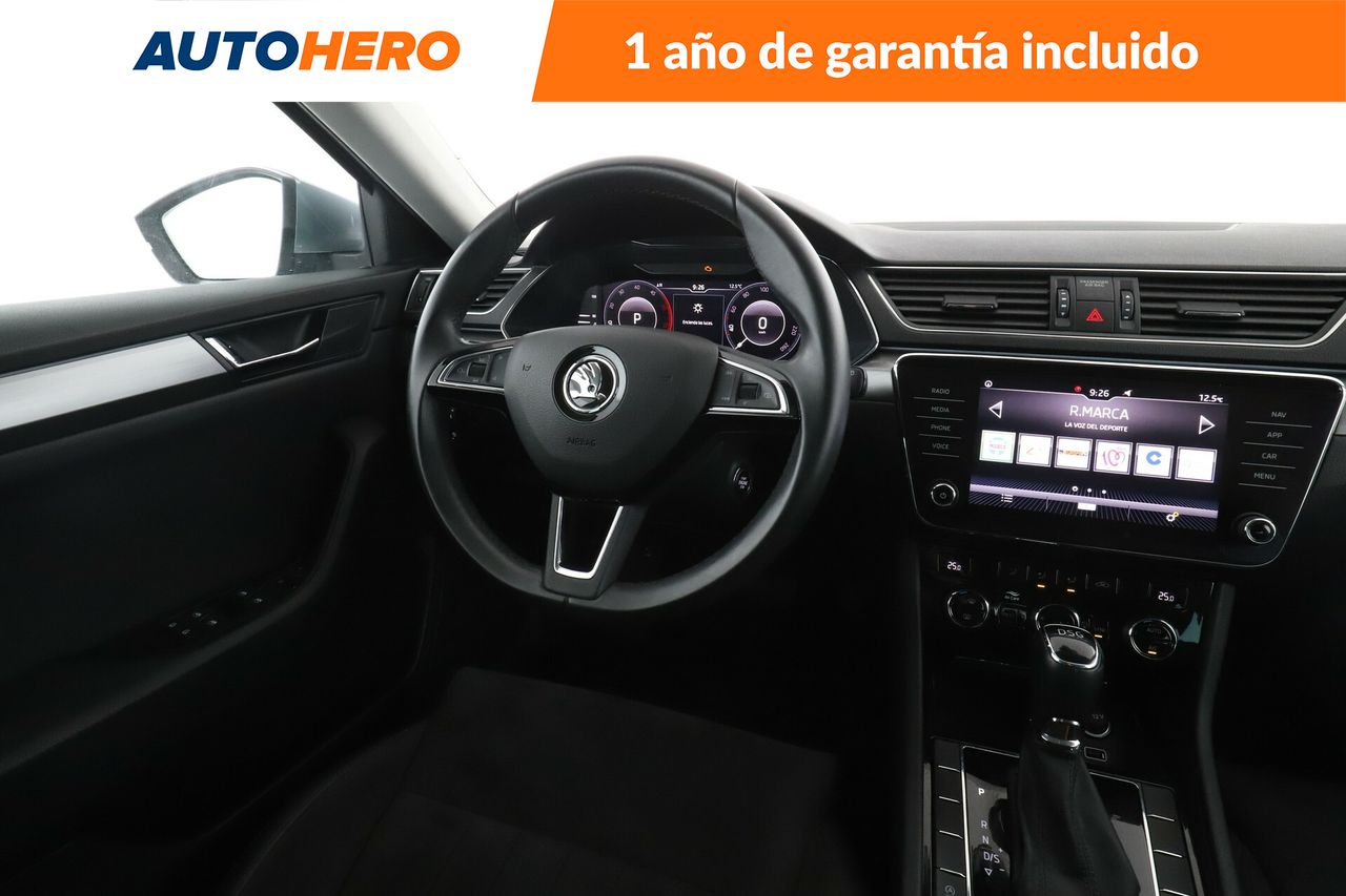 Foto Skoda Superb 13
