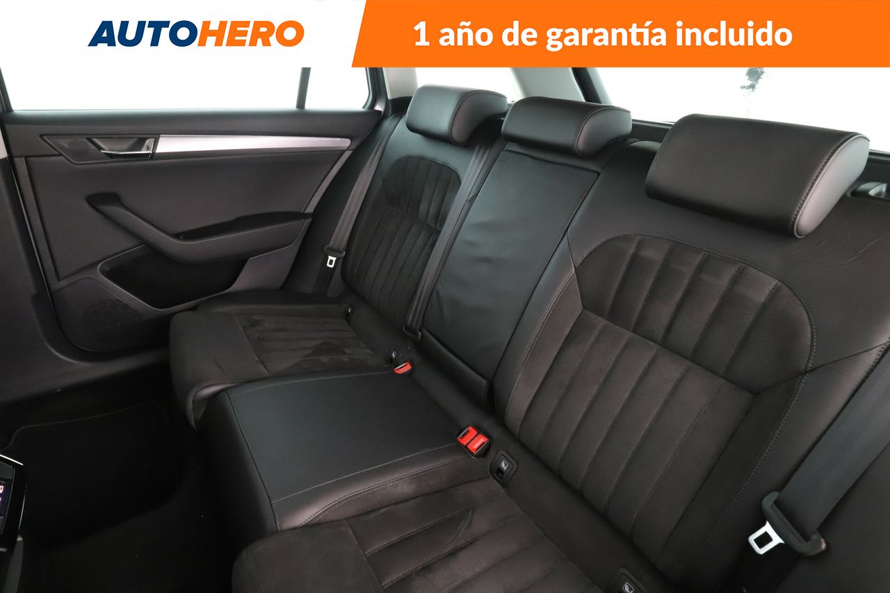 Foto Skoda Superb 14
