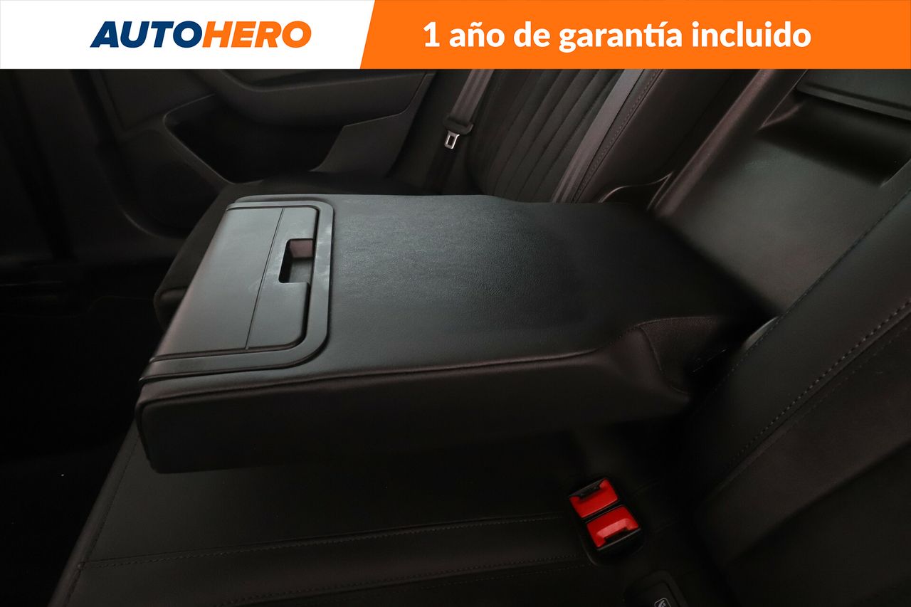 Foto Skoda Superb 23