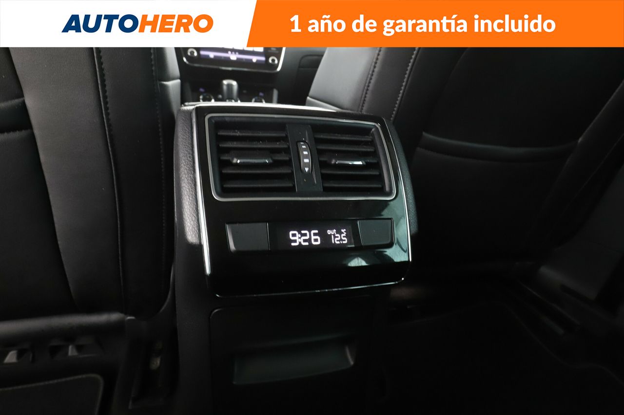 Foto Skoda Superb 24