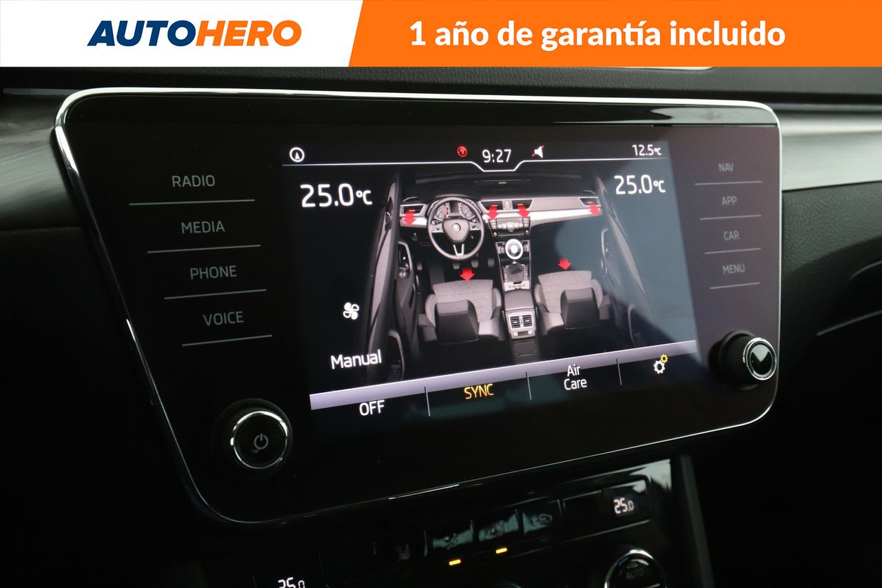 Foto Skoda Superb 28