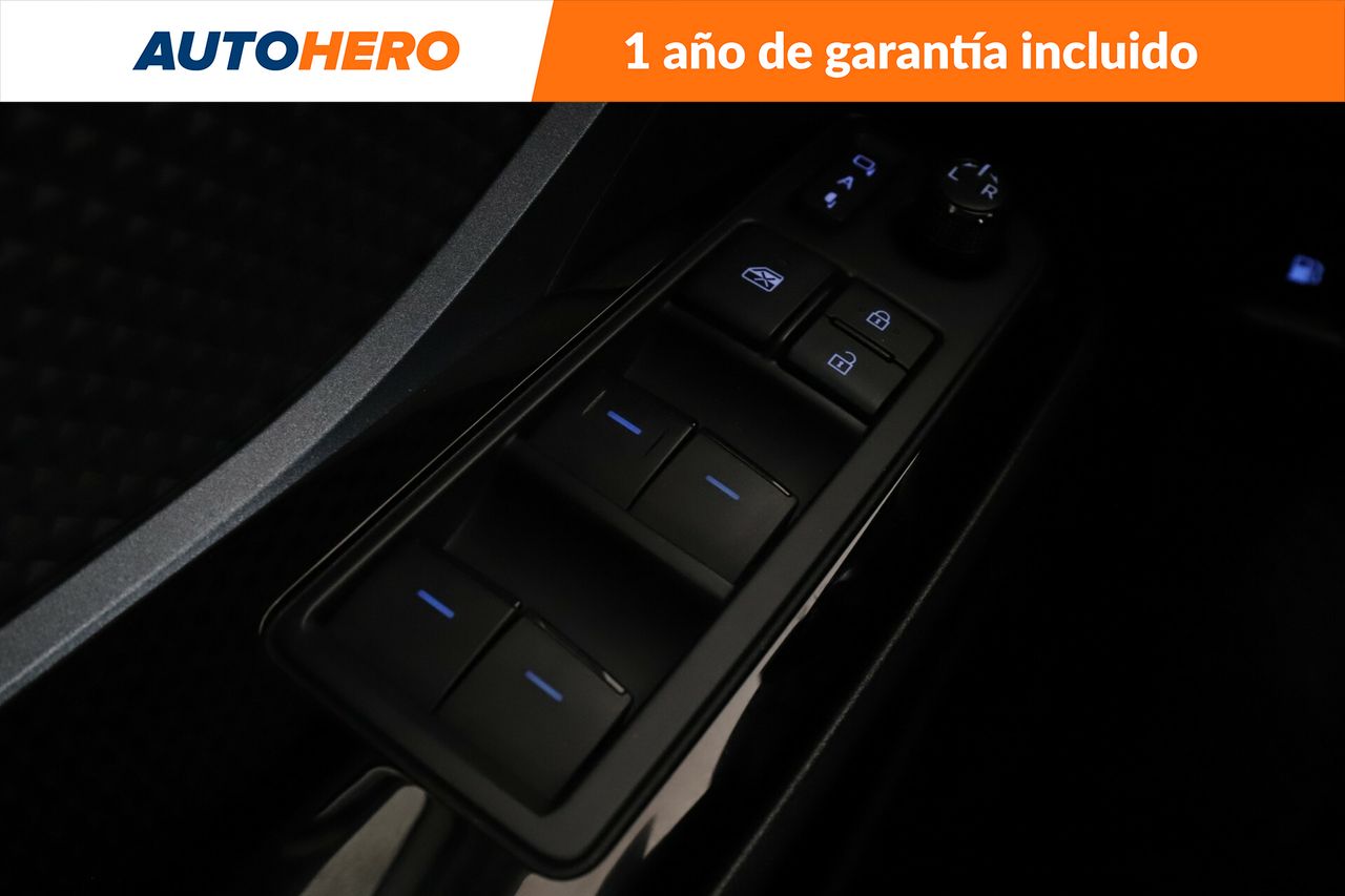 Foto Toyota C-HR 21