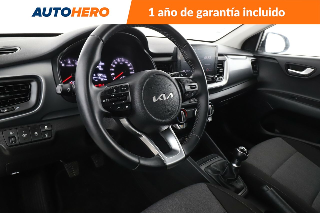 Foto Kia Stonic 11