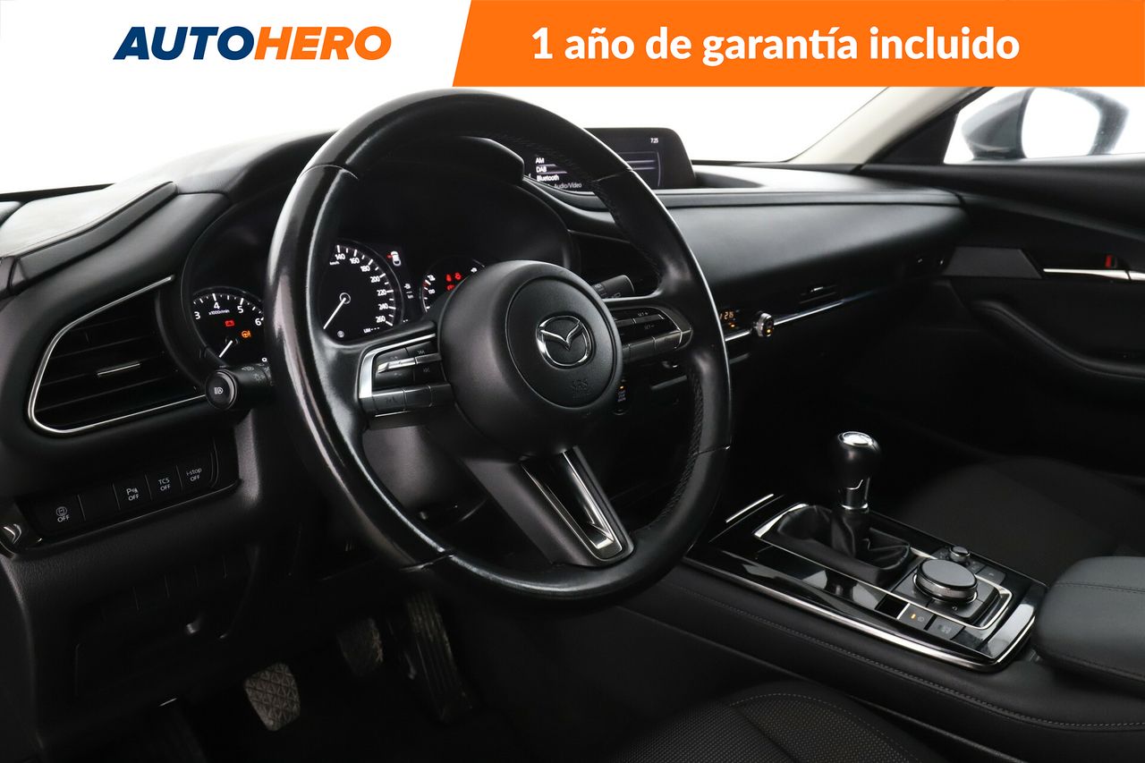 Foto Mazda CX-30 11