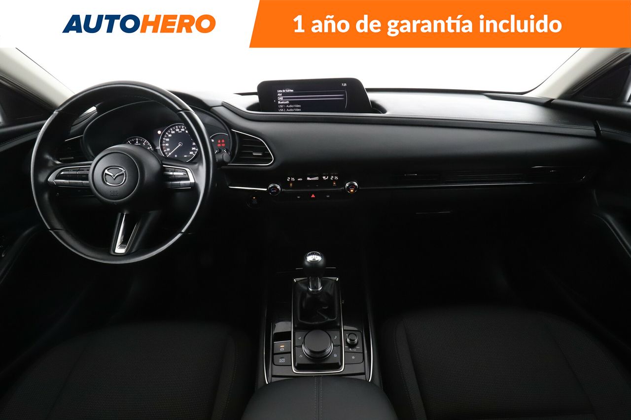 Foto Mazda CX-30 12