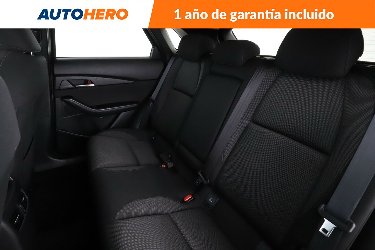 Foto Mazda CX-30 14