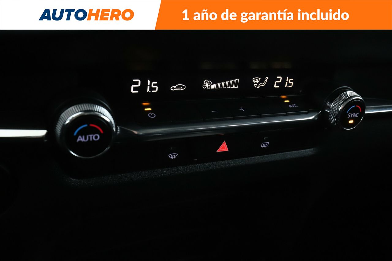 Foto Mazda CX-30 24