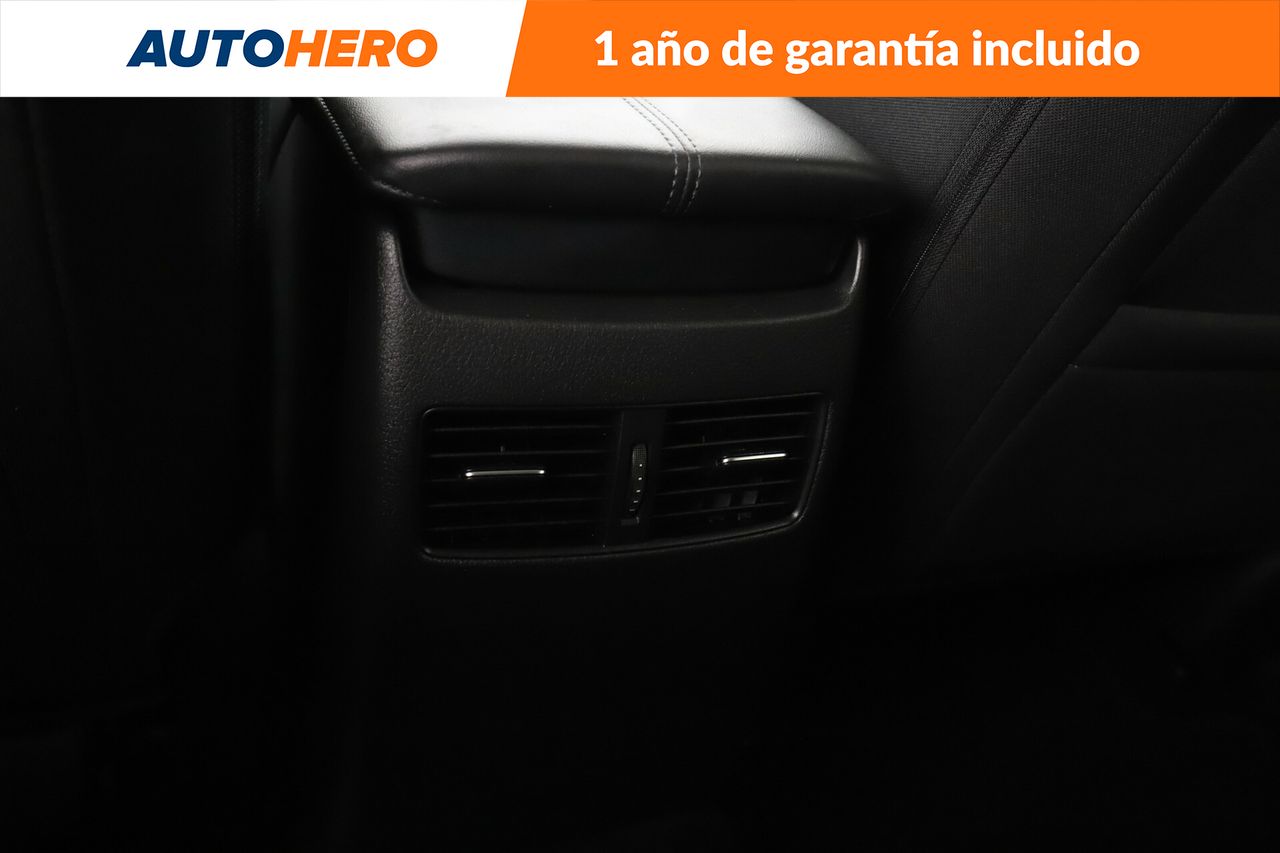 Foto Mazda CX-30 31