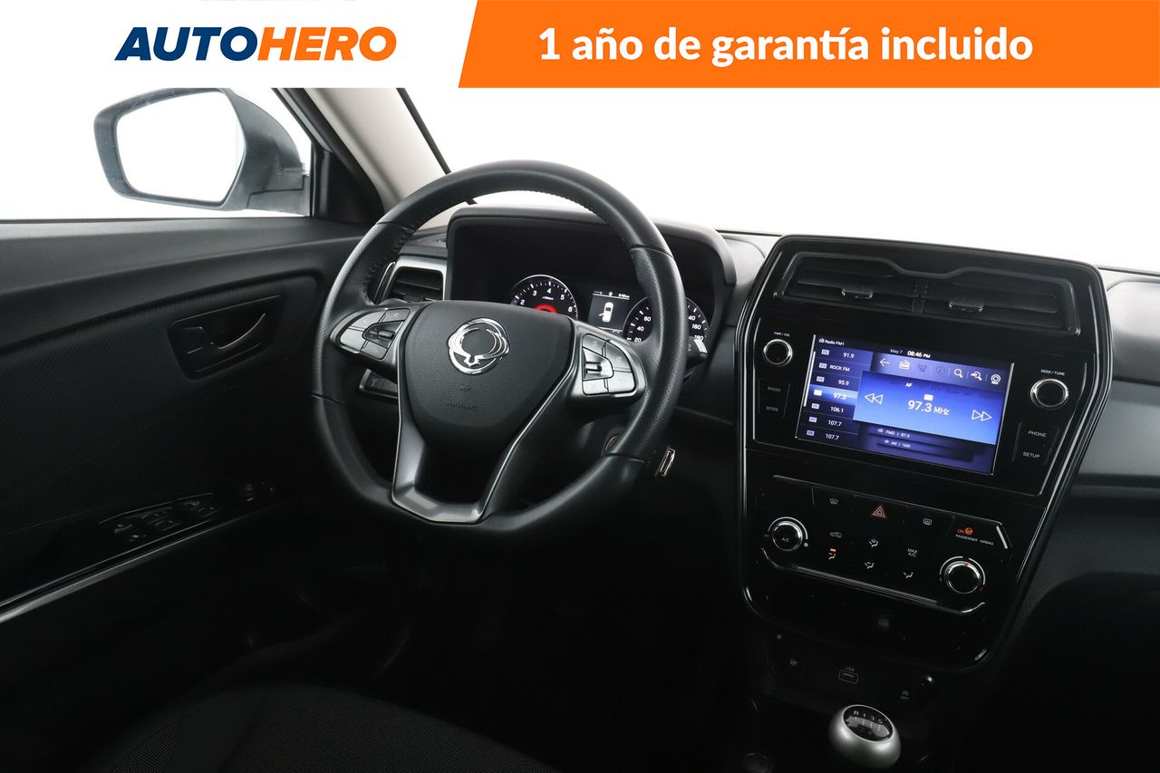 Foto SsangYong Tivoli 13
