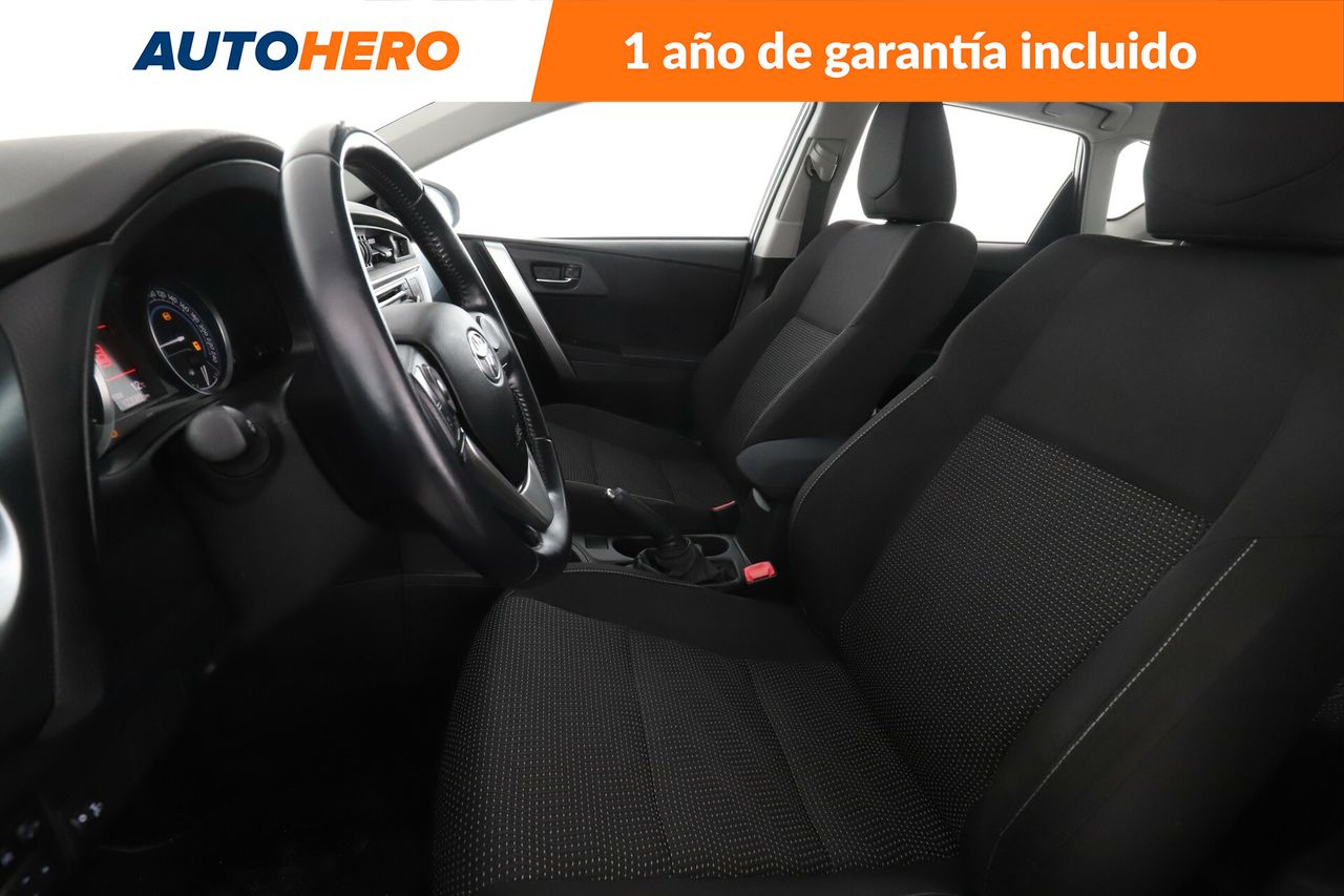 Foto Toyota Auris 11