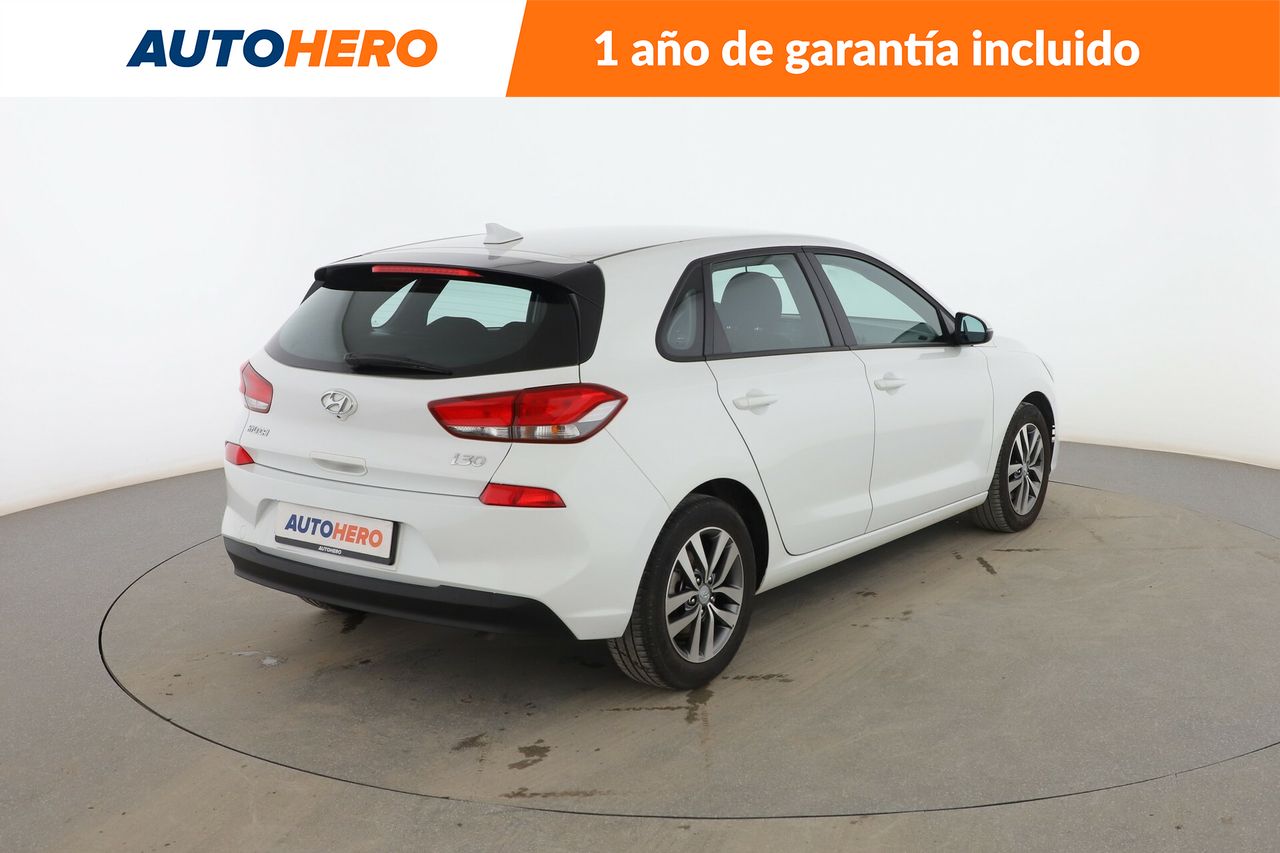 Foto Hyundai i30 6