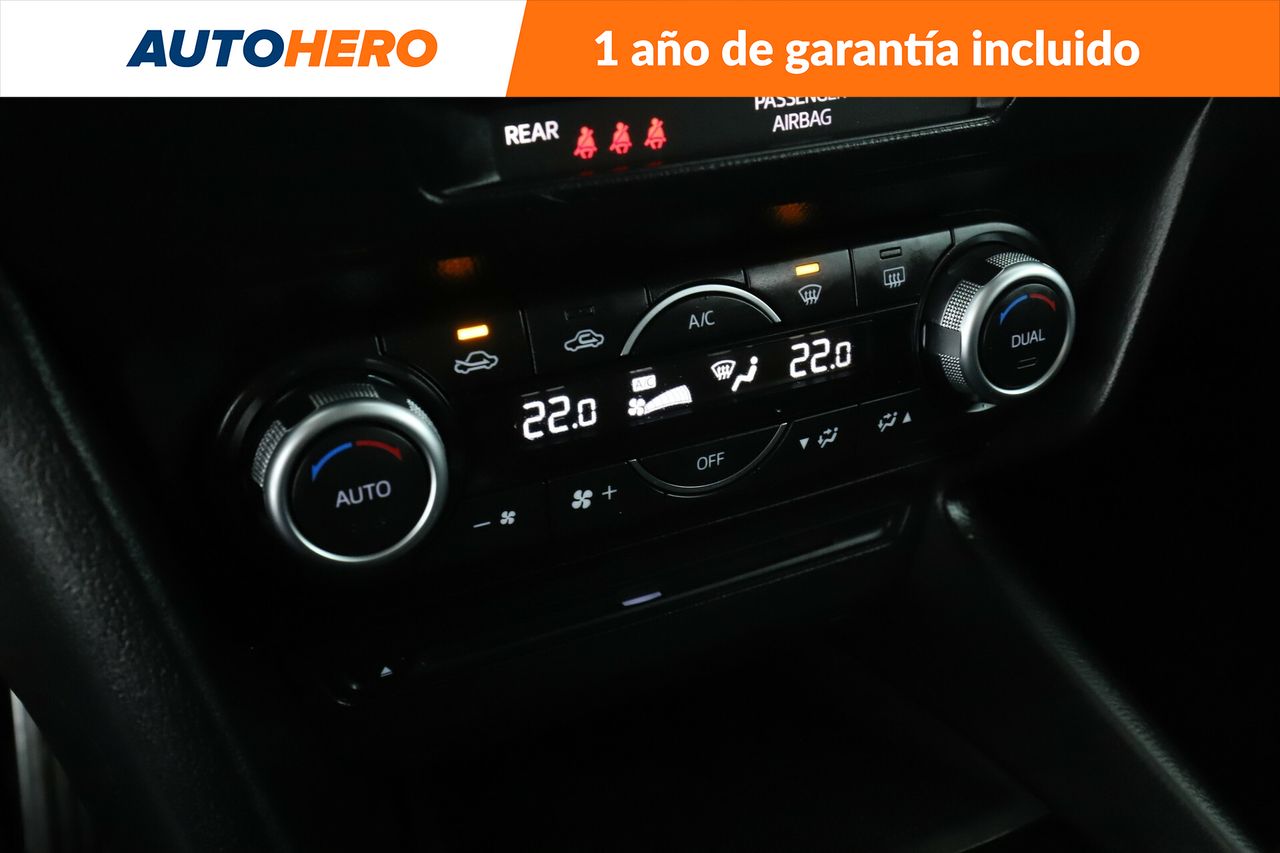 Foto Mazda Mazda3 24