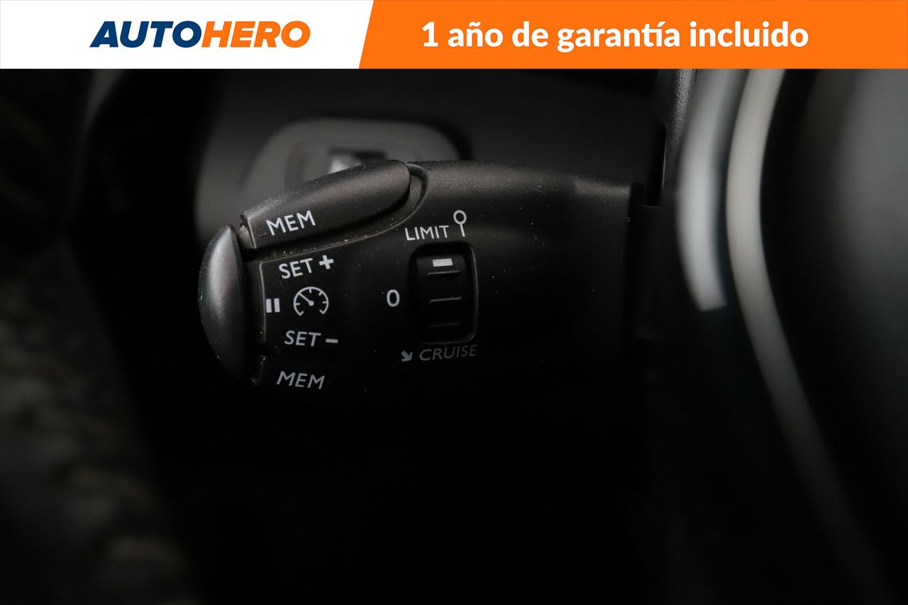 Foto Peugeot Rifter 23