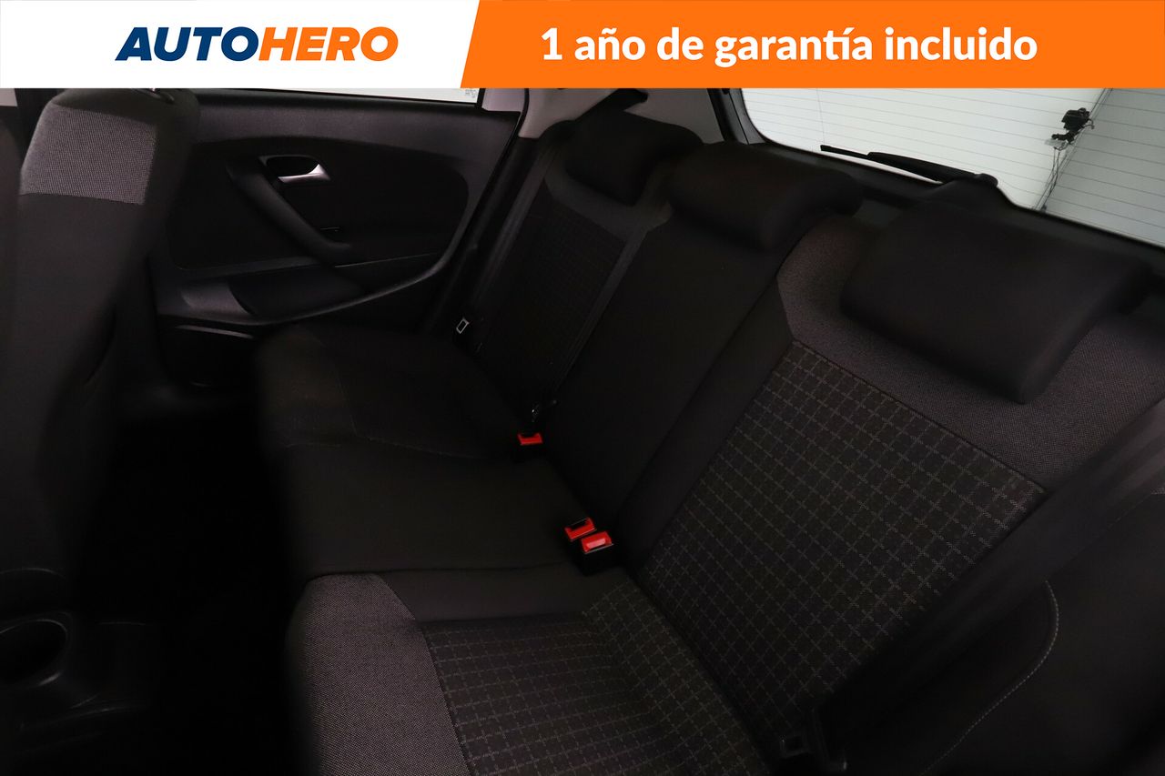 Foto Volkswagen Polo 14