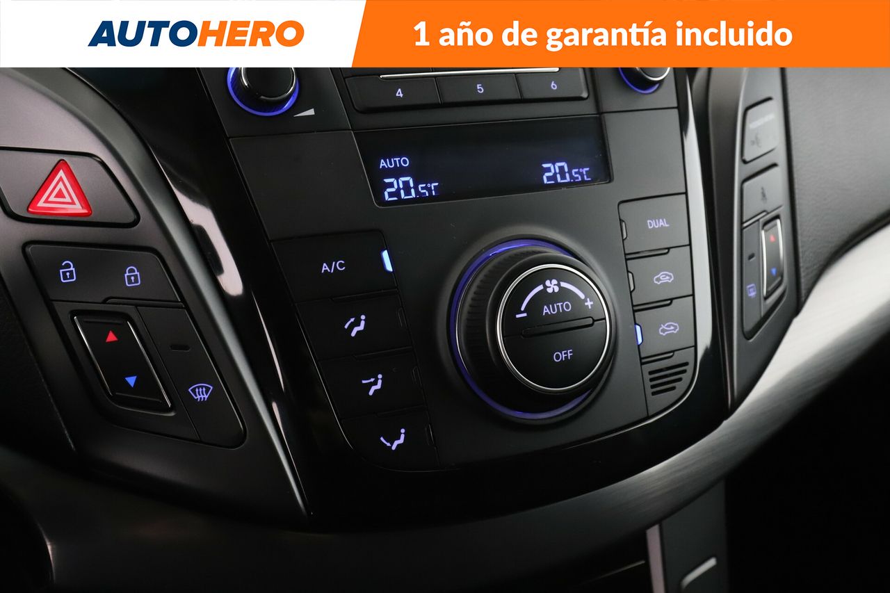Foto Hyundai i40 24