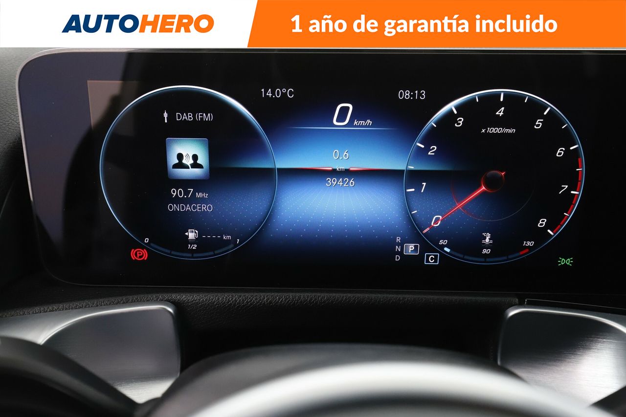Foto Mercedes-Benz Clase GLB 21