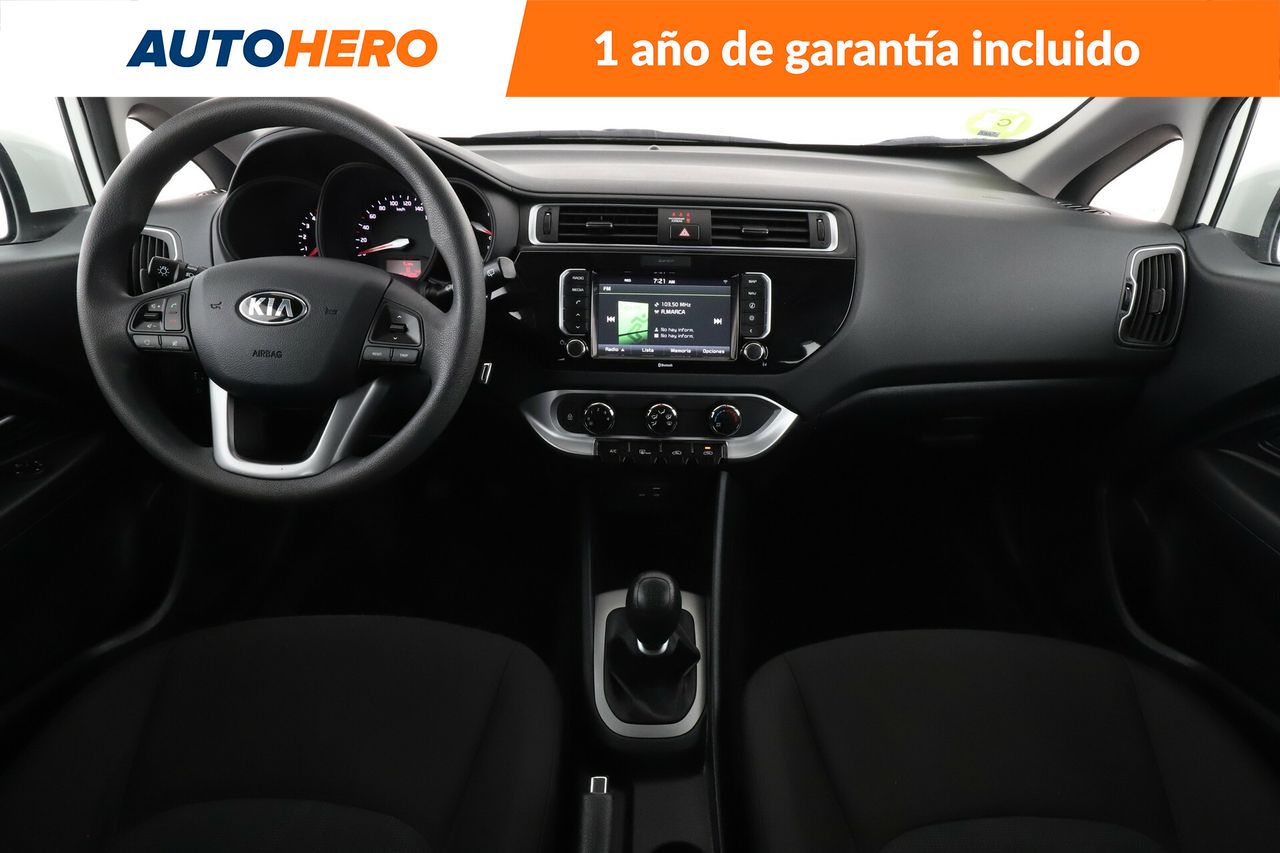 Foto Kia Rio 12