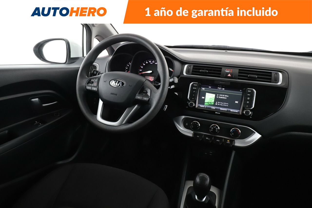 Foto Kia Rio 13