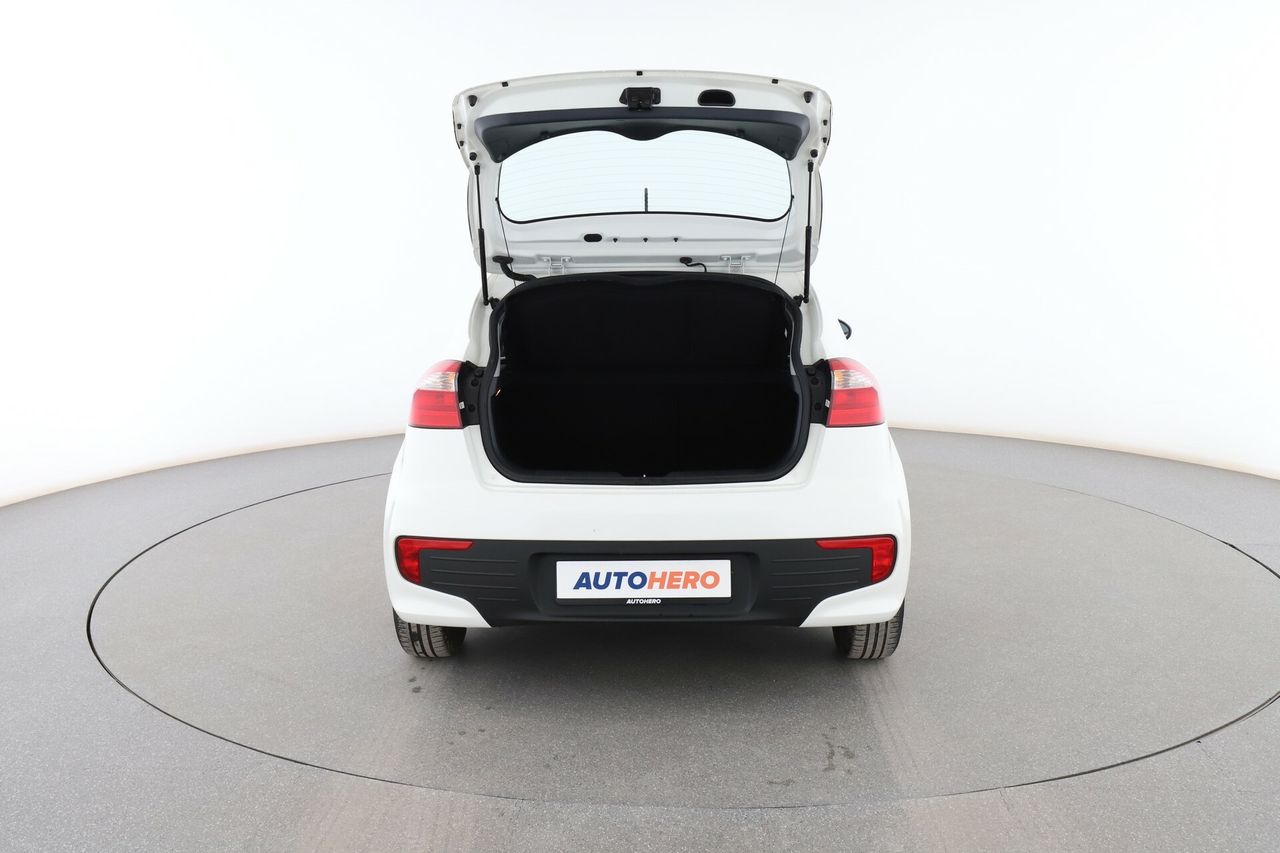 Foto Kia Rio 16