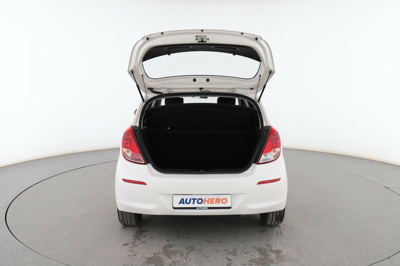 Foto Hyundai i20 16