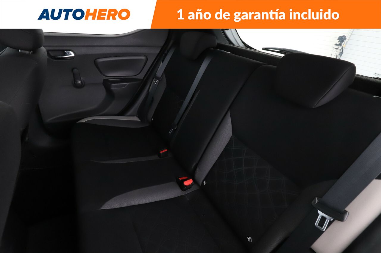 Foto Nissan Micra 15