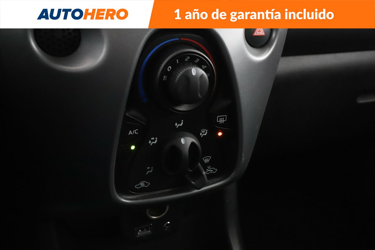 Foto Toyota Aygo 23