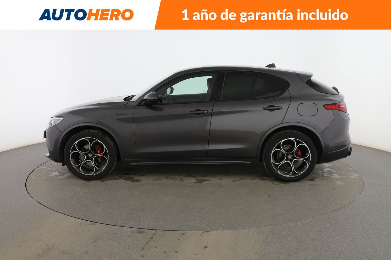 Foto Alfa Romeo Stelvio 2