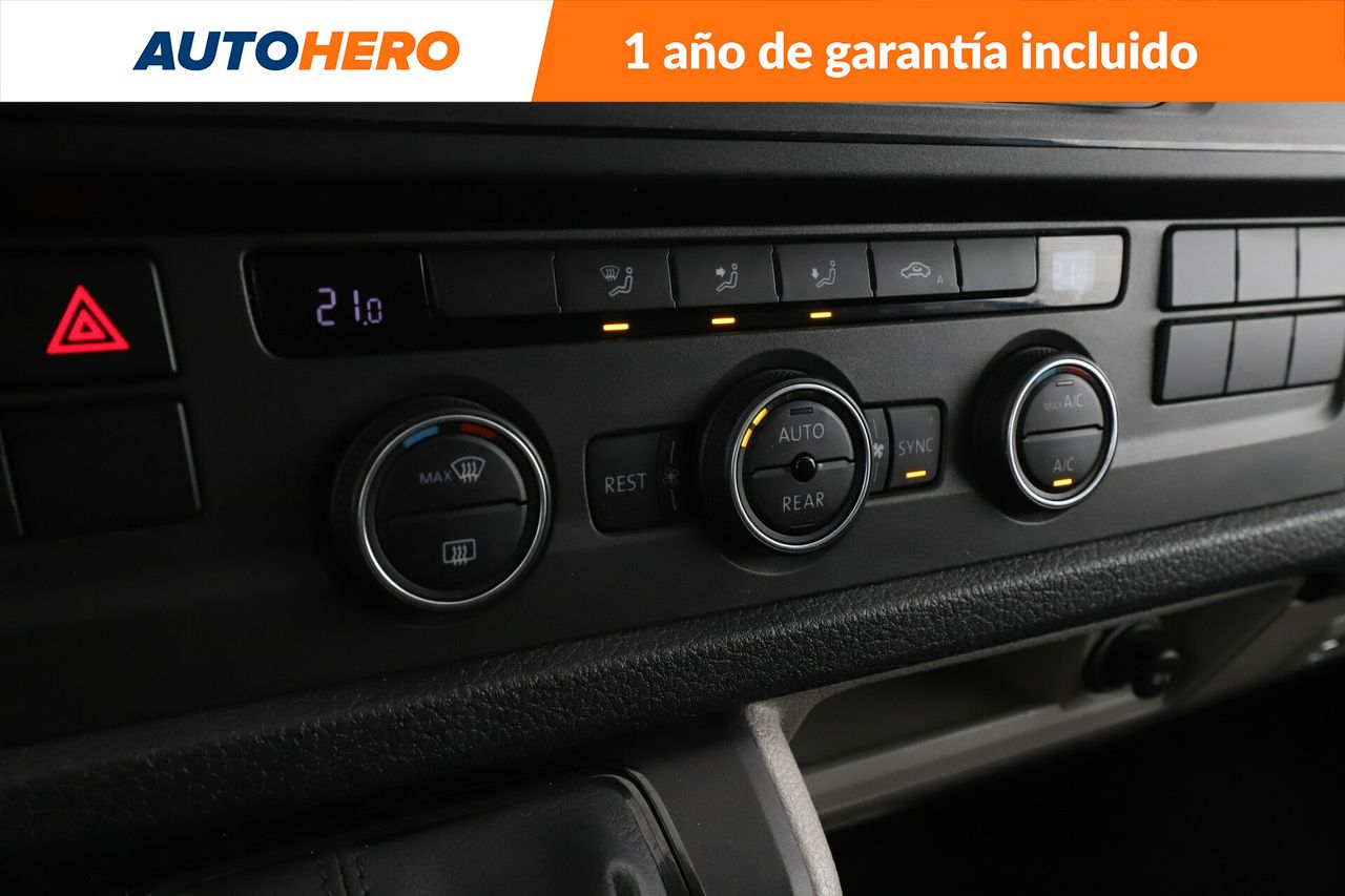 Foto Volkswagen Caravelle 24