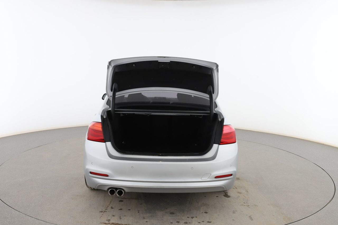Foto BMW Serie 3 17
