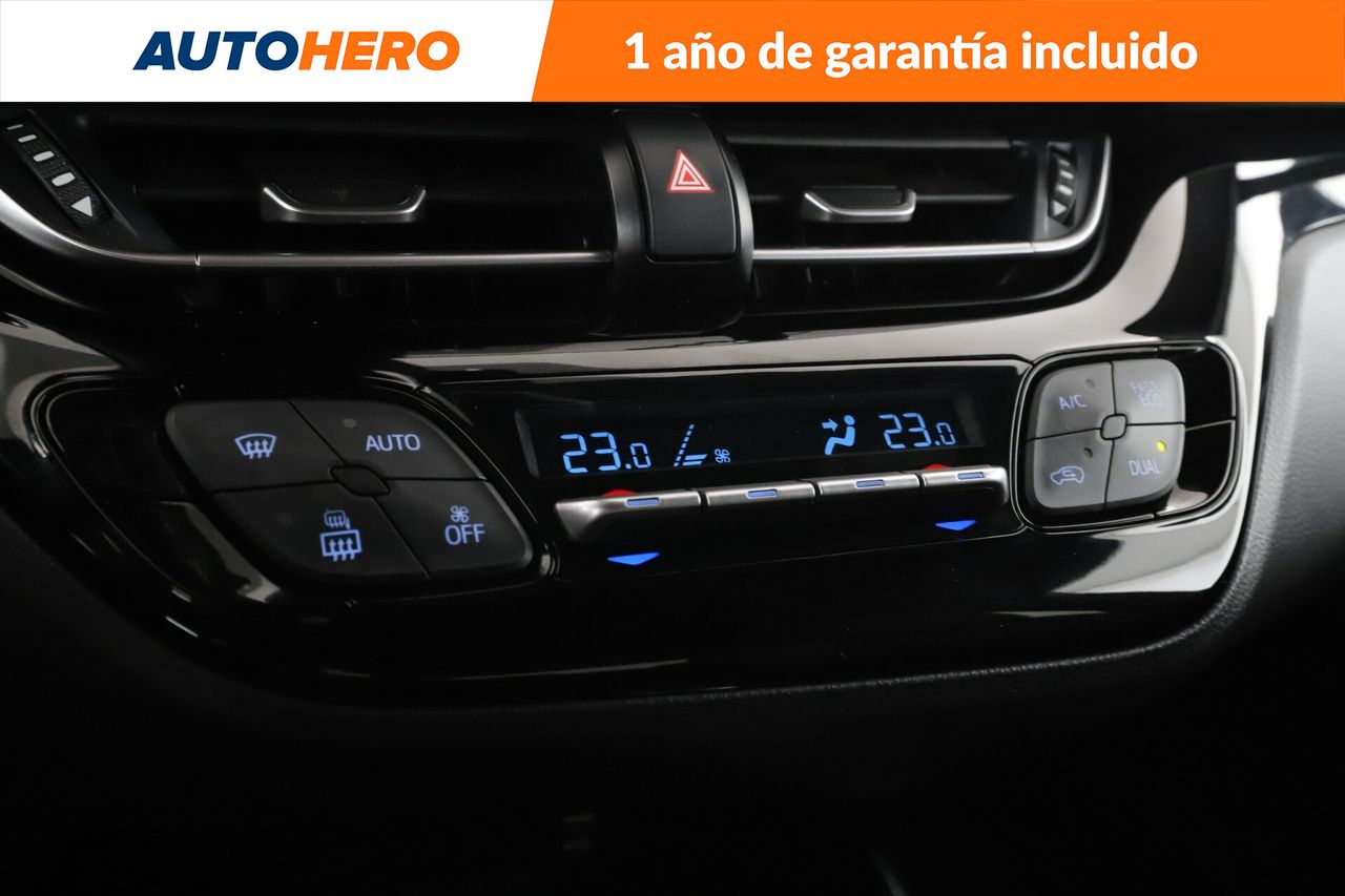 Foto Toyota C-HR 27