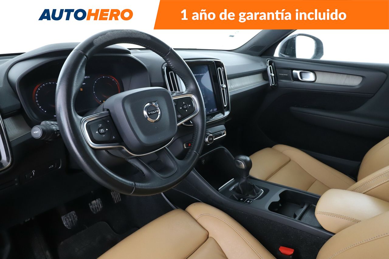 Foto Volvo XC40 12