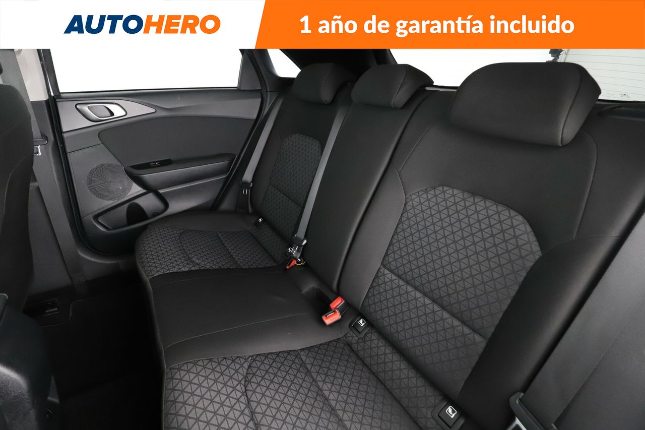 Foto Kia Ceed 15
