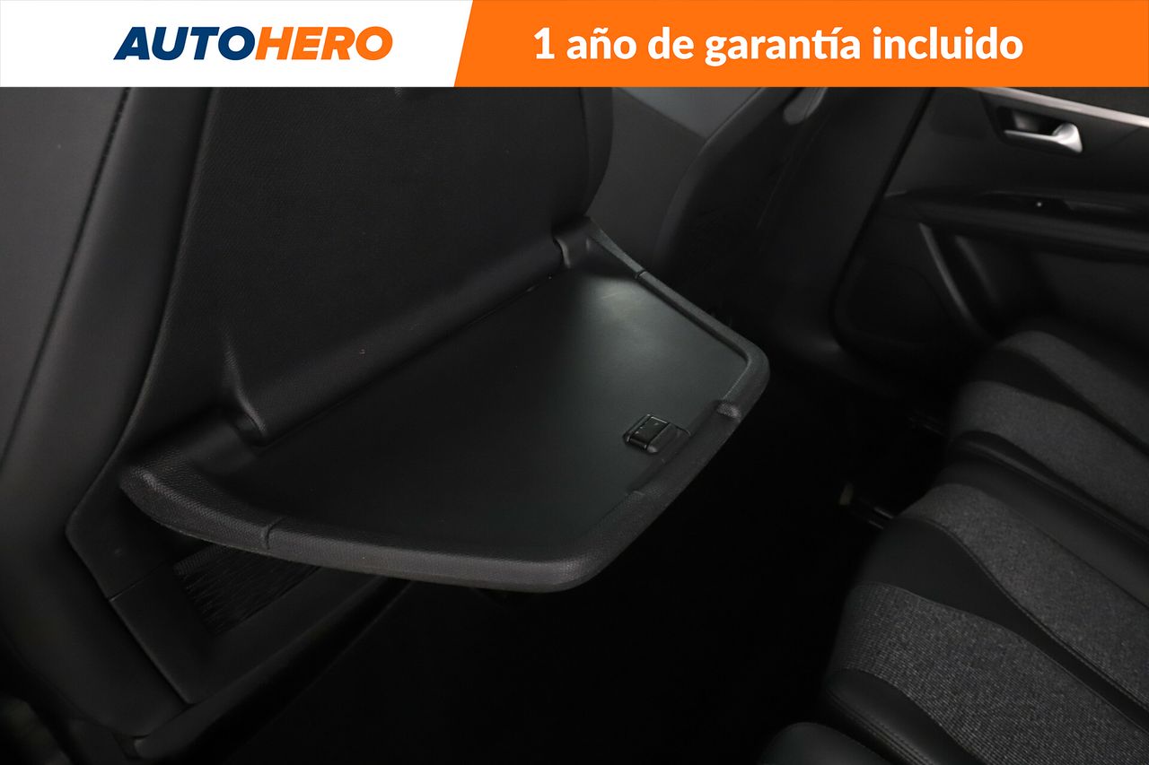 Foto Peugeot 5008 30