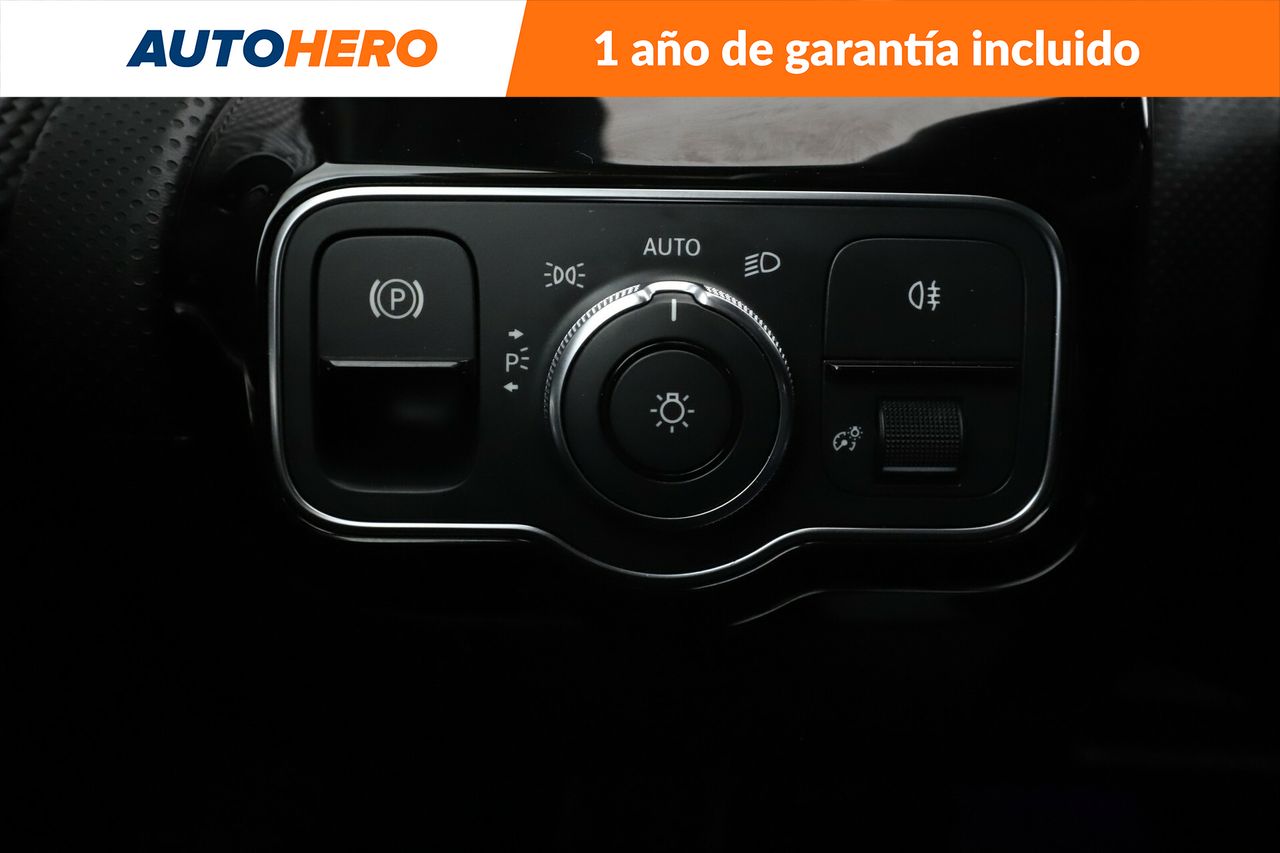 Foto Mercedes-Benz Clase A 34