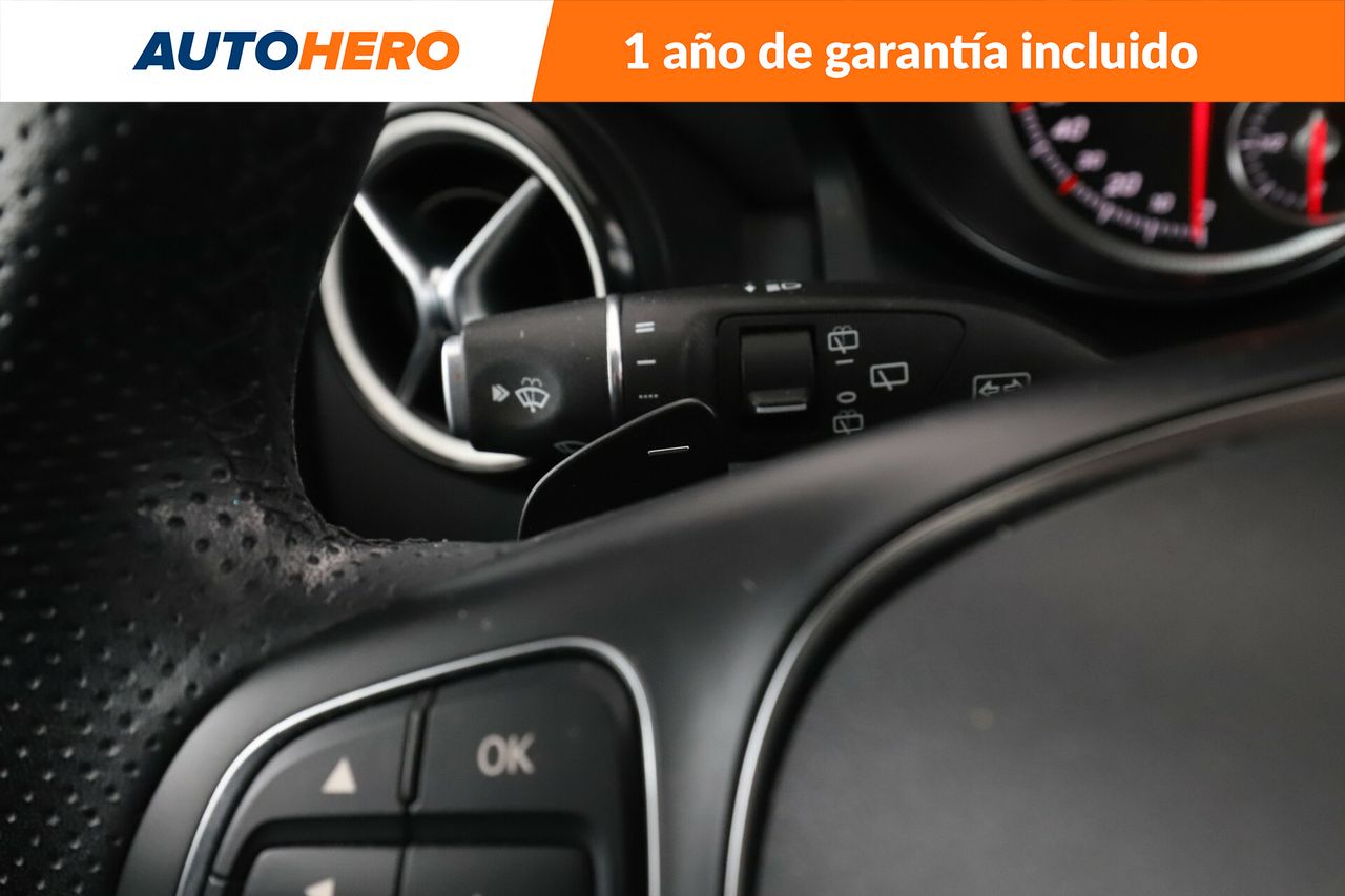 Foto Mercedes-Benz Clase GLA 26