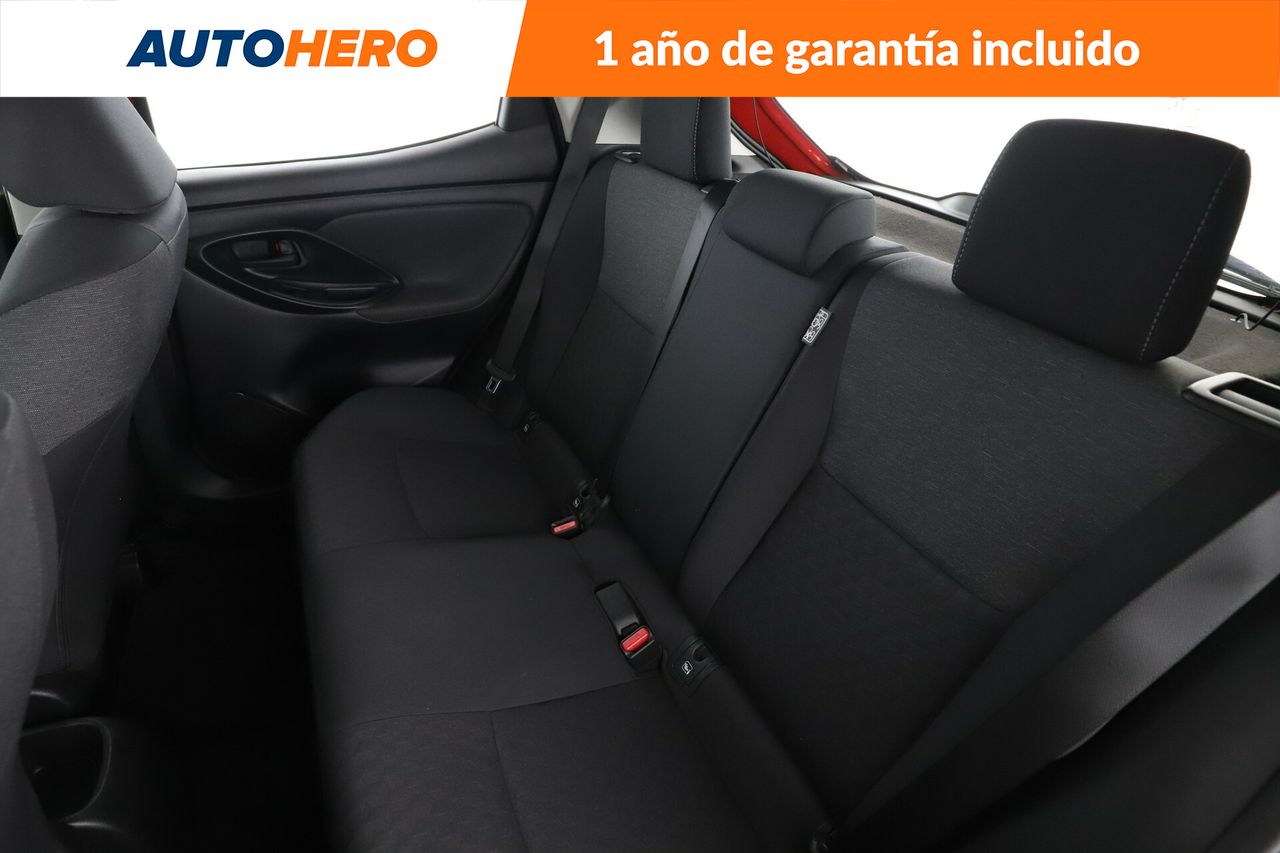 Foto Toyota Yaris 15