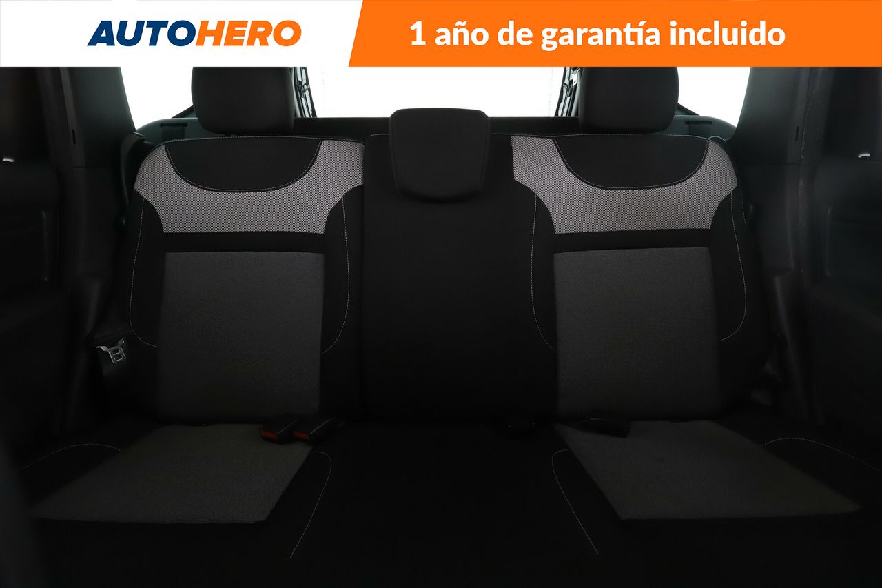 Foto Dacia Duster 16