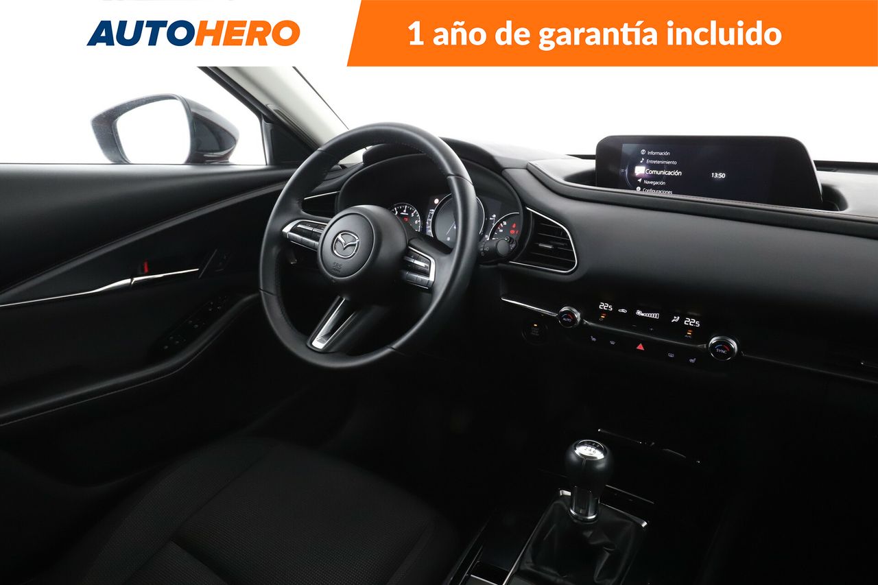 Foto Mazda CX-30 14