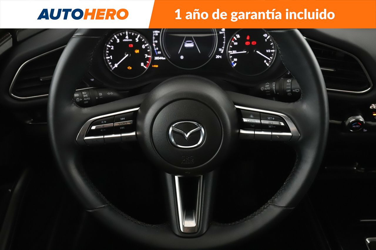 Foto Mazda CX-30 19