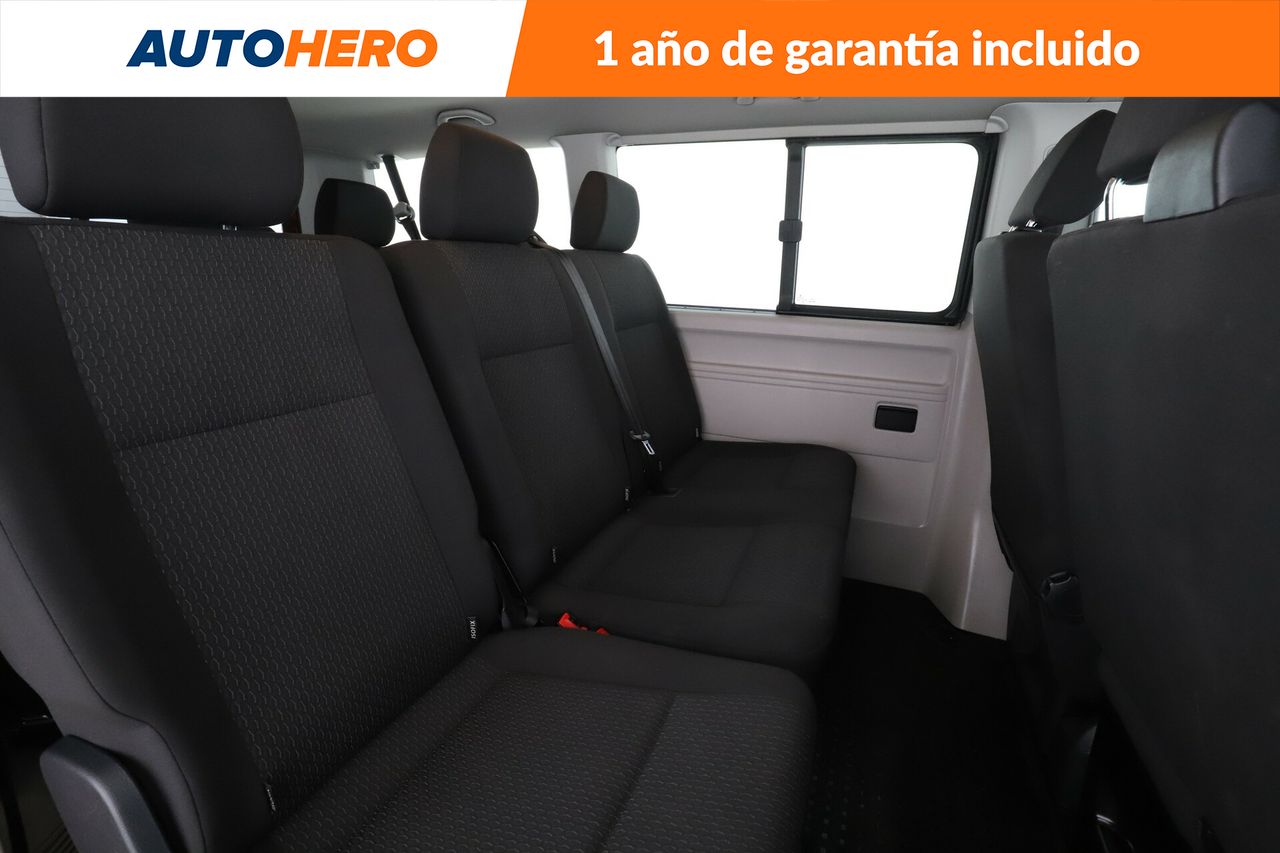 Foto Volkswagen Caravelle 14
