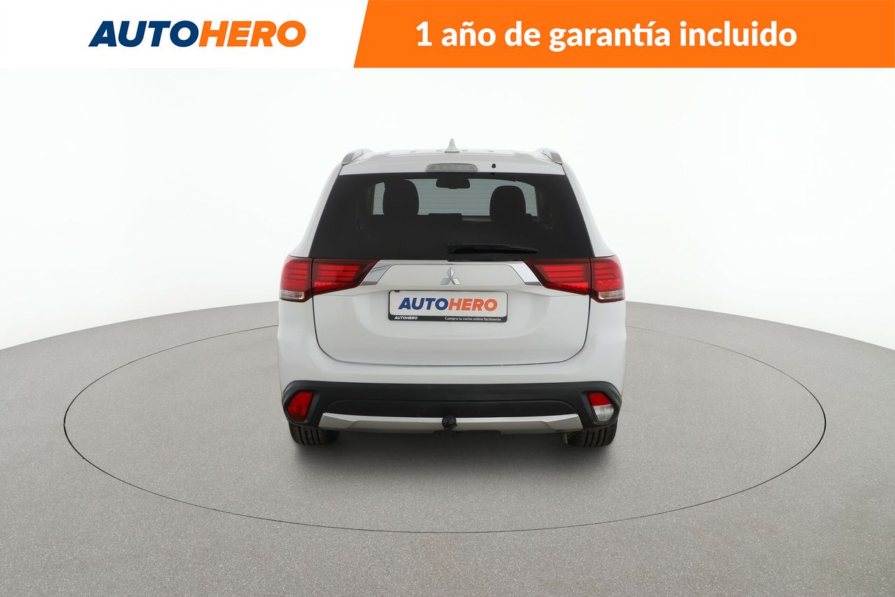 Foto Mitsubishi Outlander 4
