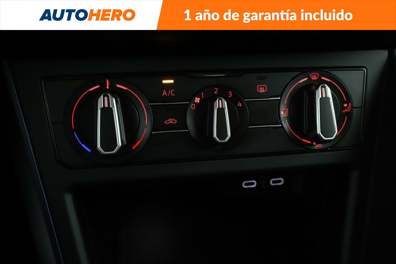 Foto Volkswagen Polo 24