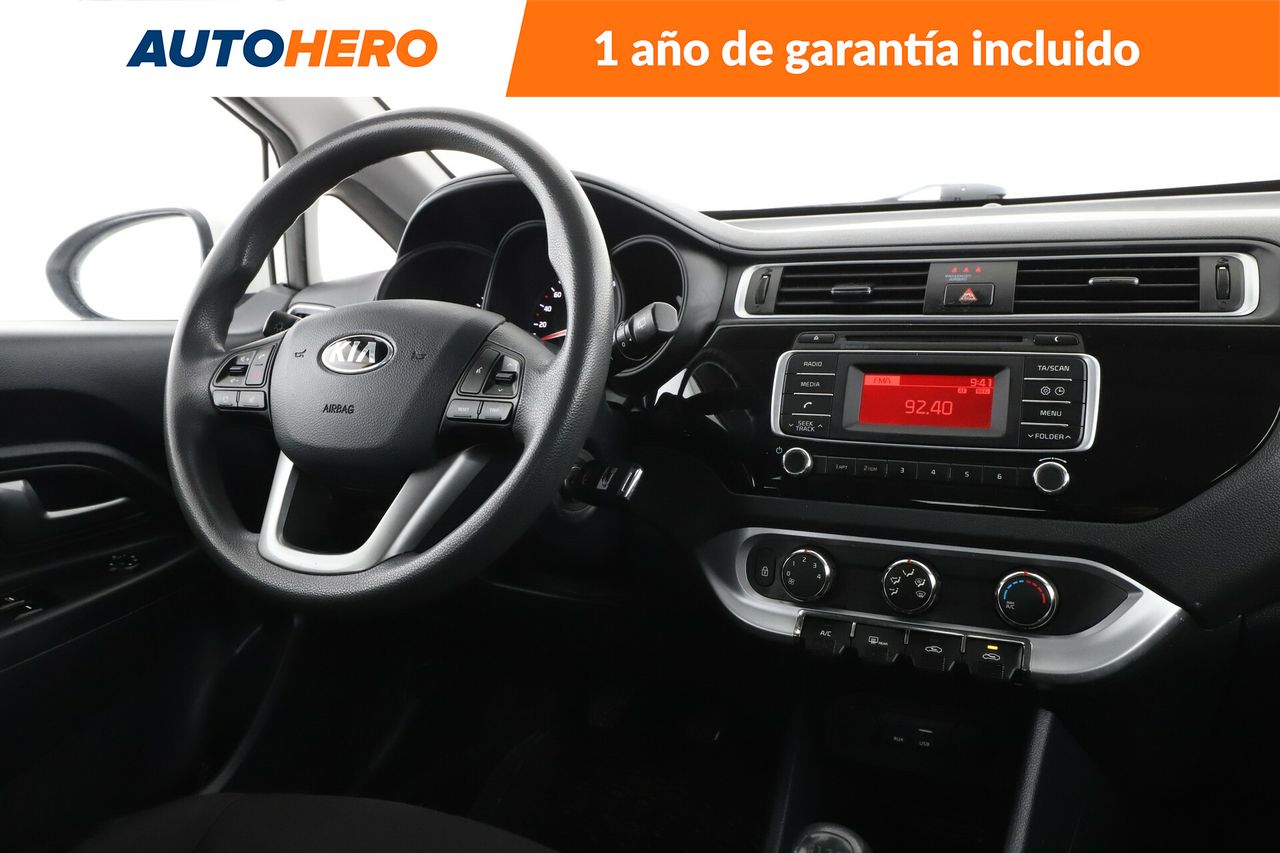 Foto Kia Rio 13
