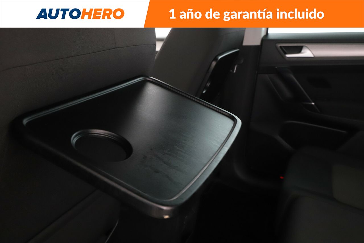 Foto Volkswagen Golf 21