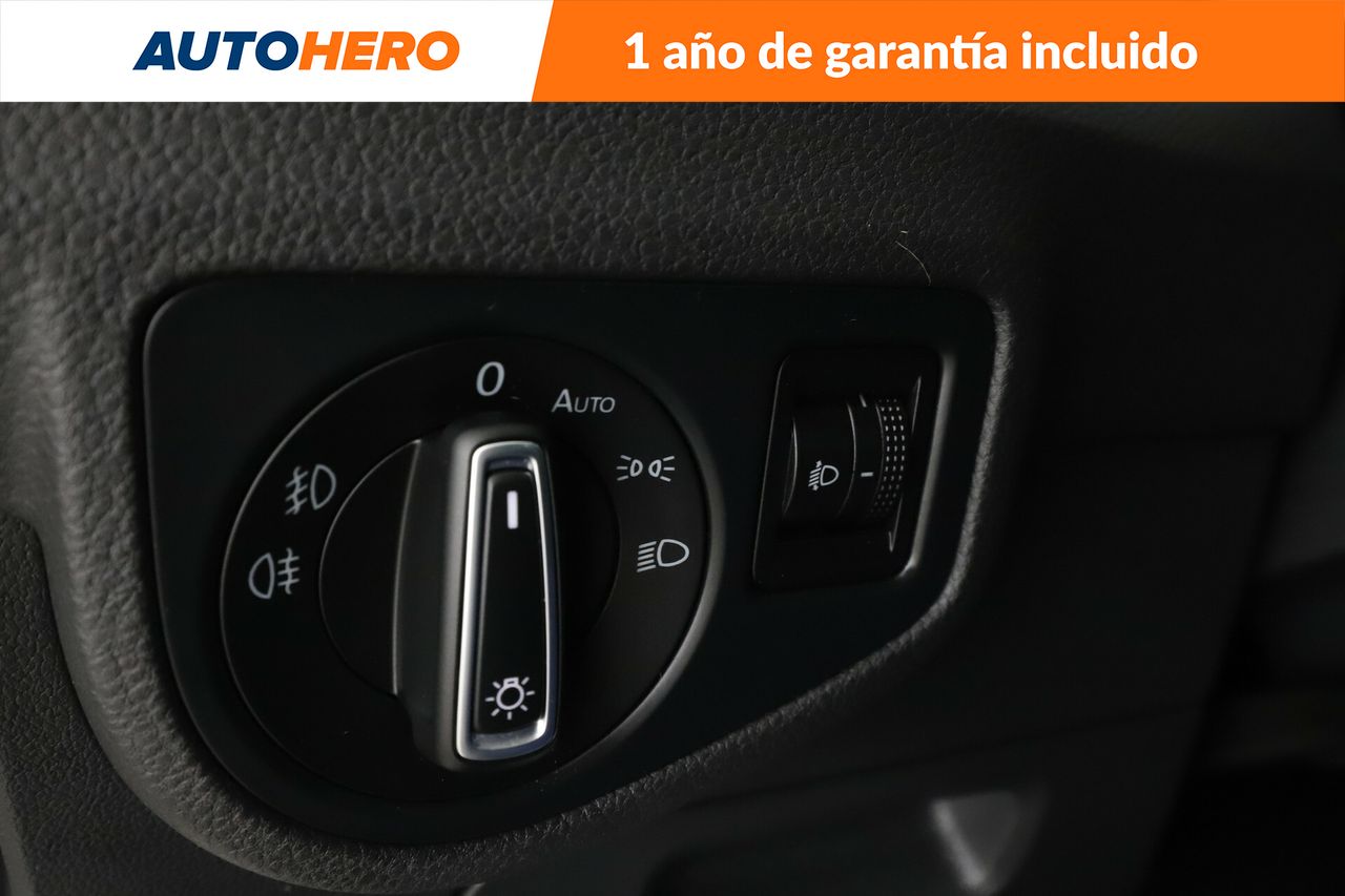Foto Volkswagen Golf 31