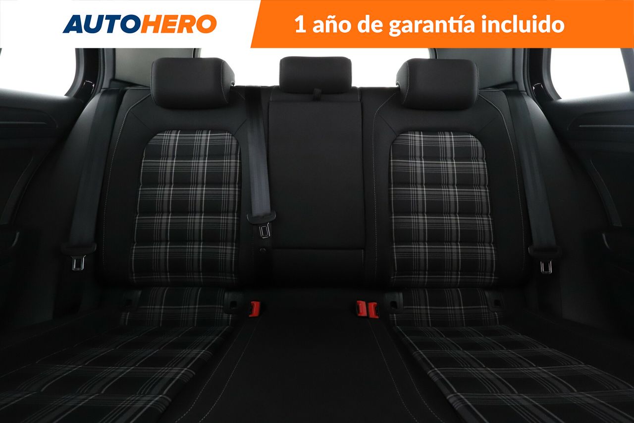 Foto Volkswagen Golf 15